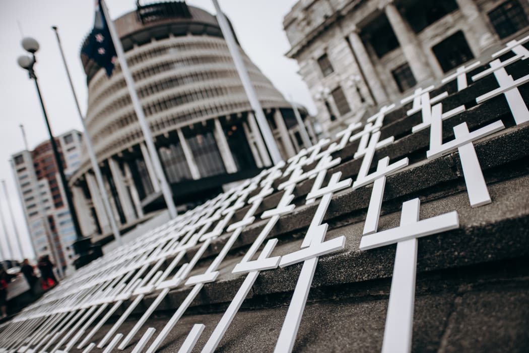 A petition with more than 7000 signatures, calling for national diagnostic guidelines to be developed, better treatment options, as well as more government funding, was presented National Party MP Louise Upston on the steps of Parliament, 16 March 2021.