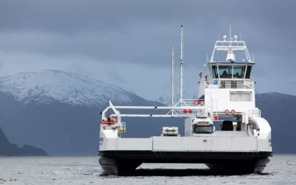 MF Ampere in operation