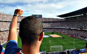 Fans or music?