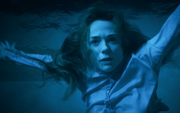 Kerry Condon as Eve Waller in Night Swim, directed by Bryce McGuire.
