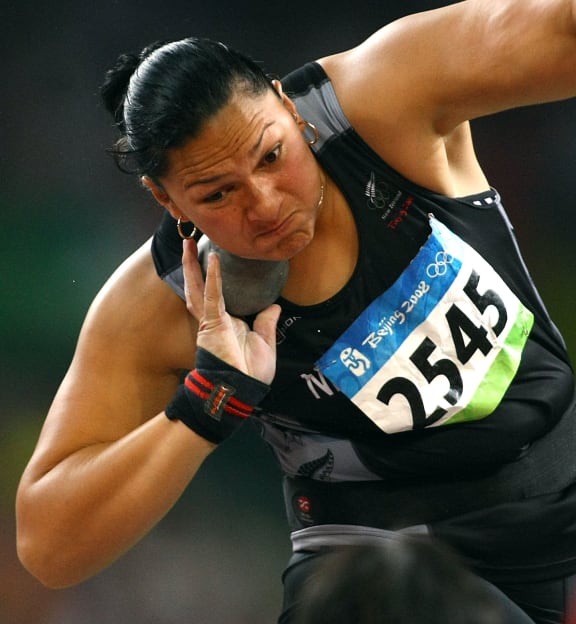 Valerie Vili takes out the the gold medal in the final of the women's shot put at the 2008 Beijing Olympics.
