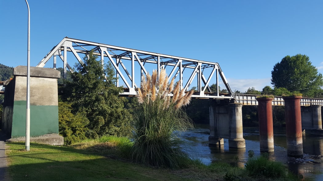 Ngaruawahia's rail bridge