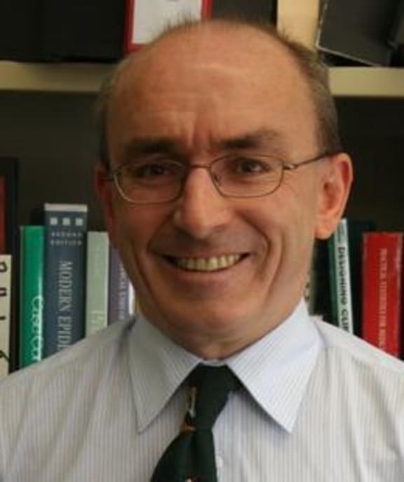 Dr Cameron Grant