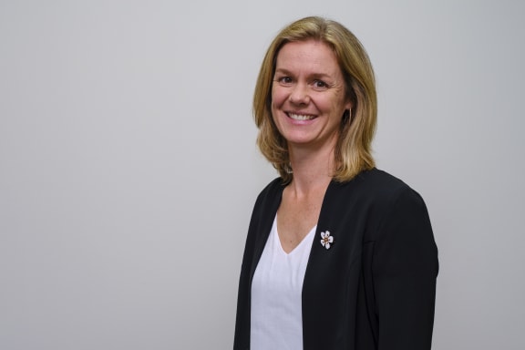 Dr Yvonne Anderson, a senior lecturer at Auckland University's department of paediatrics, began researching a method for disinfecting PPE for potential reuse.