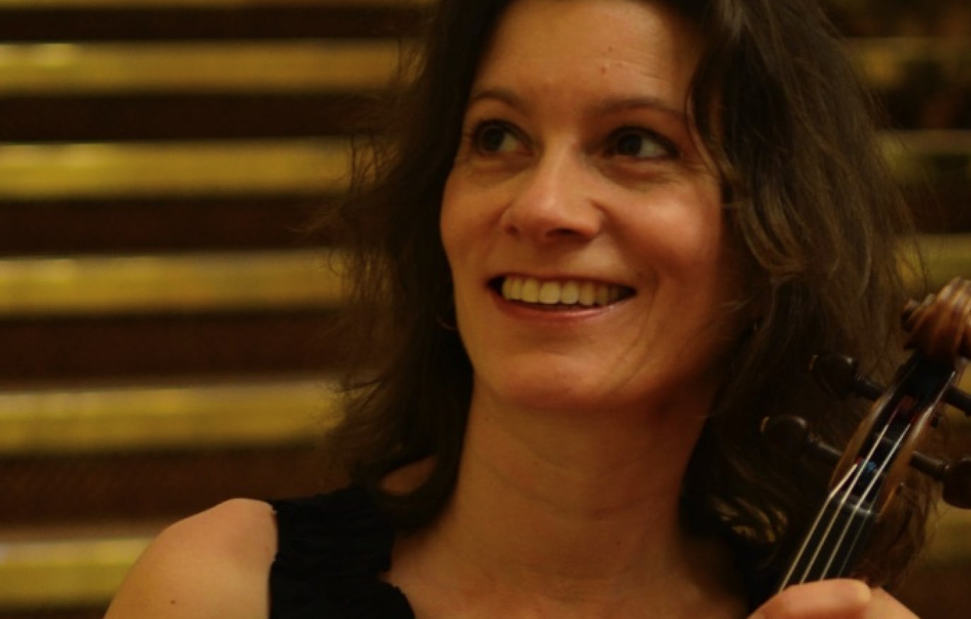 Baroque violinist Anne Loeser | RNZ