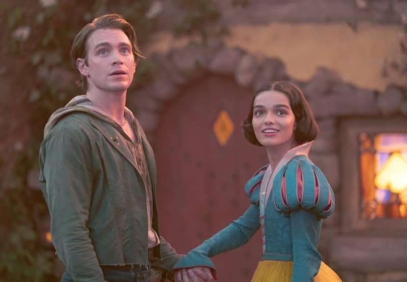 (L-R) Jonathan (Andrew Burnap) and Snow White (Rachel Zegler) in Disney's live-action SNOW WHITE. Photo by Giles Keyte. © 2024 Disney Enterprises, Inc. All Rights Reserved.