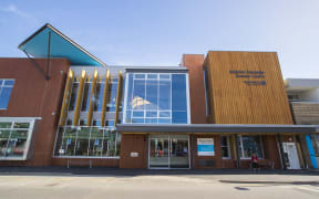 Matuku Takotako Sumner Centre.