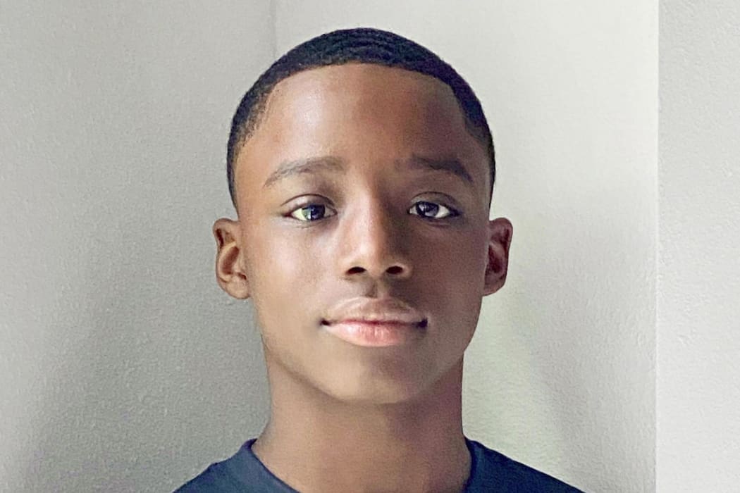 Warner Records signs 12-year-old black protest singer | RNZ News