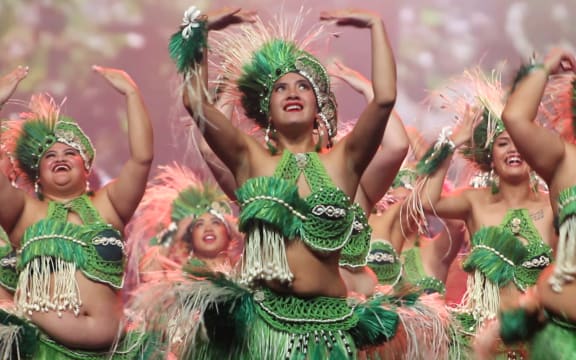 Vaka Puaikura's Kapa Rima wows the crowd.