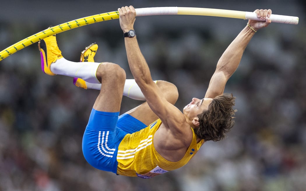 Armand Duplantis of Team Sweden sets a new world record as he clears an attempt at 6.30 Metres during the Men's Pole Vault Final on day three of the World Athletics Championships Tokyo 2025 at National Stadium on September 15, 2025 in Tokyo, Japan.  (Photo by Andrzej Iwanczuk/NurPhoto) (Photo by ANDRZEJ IWANCZUK / NurPhoto via AFP)