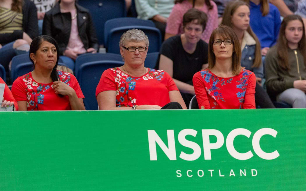 Gail Parata (Left) and Tanya Dearns (Middle) on sideline during 2018 Sirens match