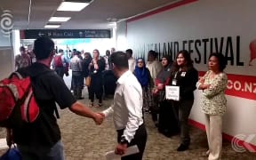 Refugees touch down in Wgtn amid concerns over funding: RNZ Checkpoint