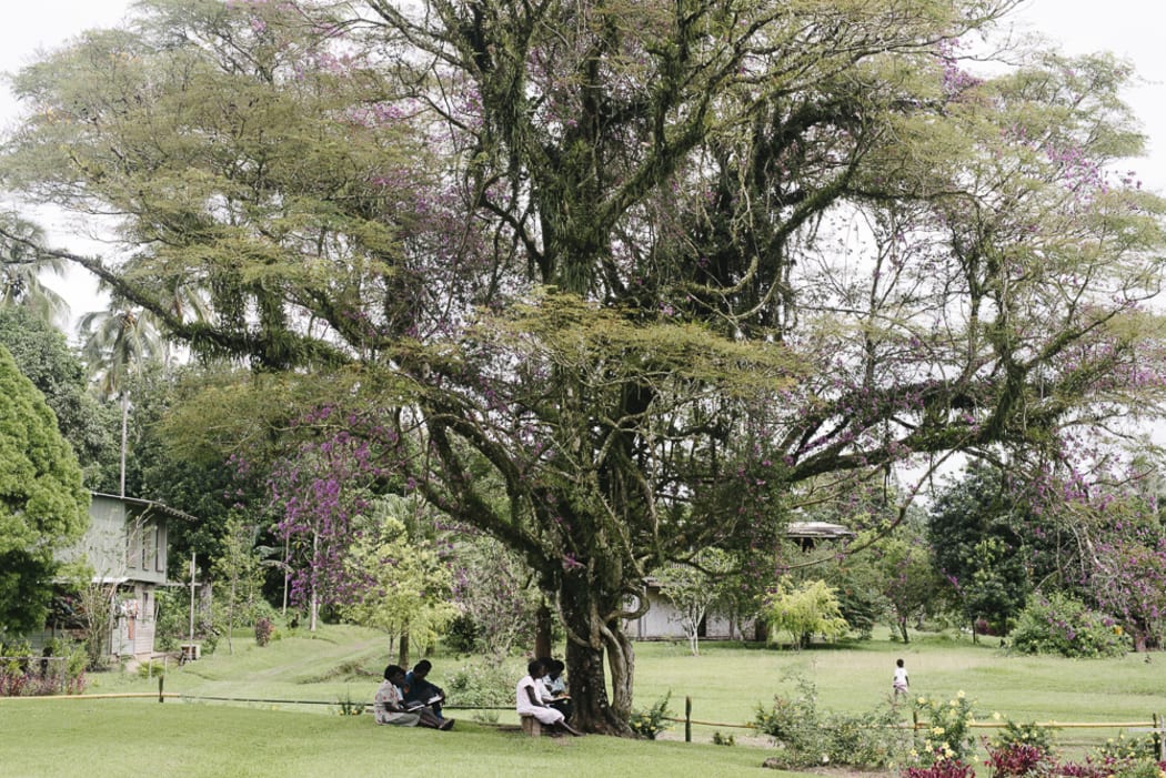 Following the end of the Bougainville crisis, the Konnou community was the scene of an inter-community conflict between 2011 and 2014.