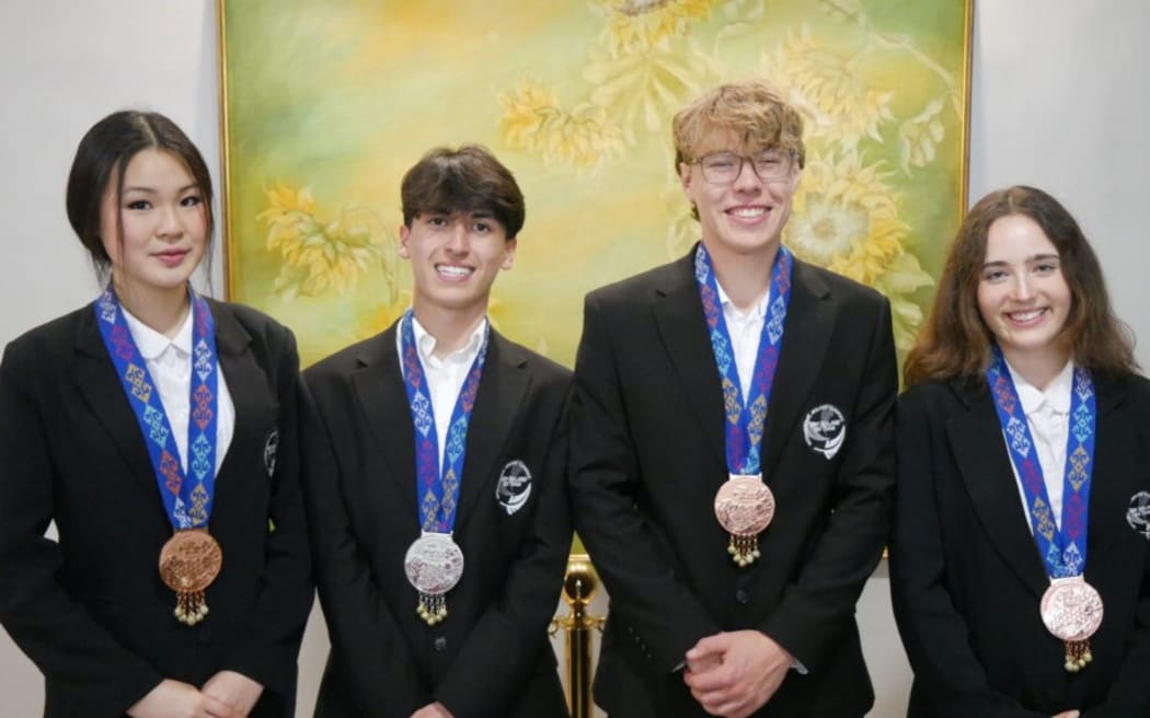 Oren Dabbach (centre left) with fellow medallists, Jessica Wu, Jamie Cartwright, and Sophie Main.
