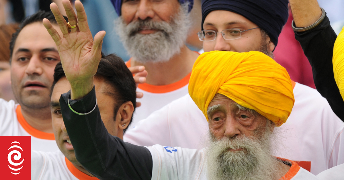Turbaned Tornado: Oldest marathon runner Fauja Singh dies at 114 in ...