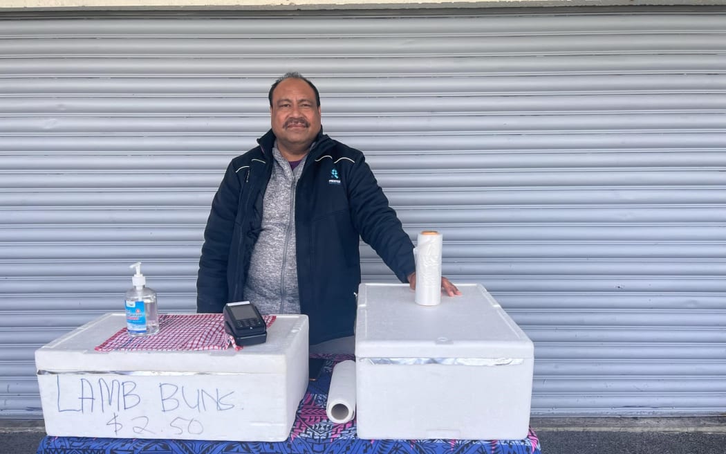 Street vendor Simona Lautasi has been selling lamb buns at the Ōtara shopping centre for the past year and a half.