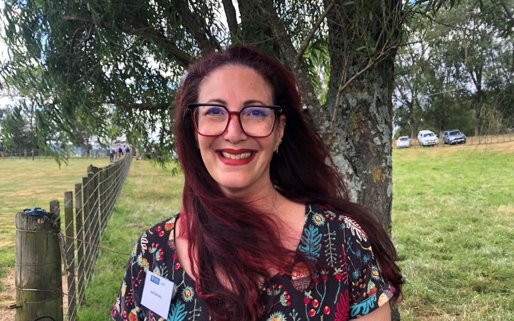 Dr Jodi Salinksy, Auckland University's animal welfare officer