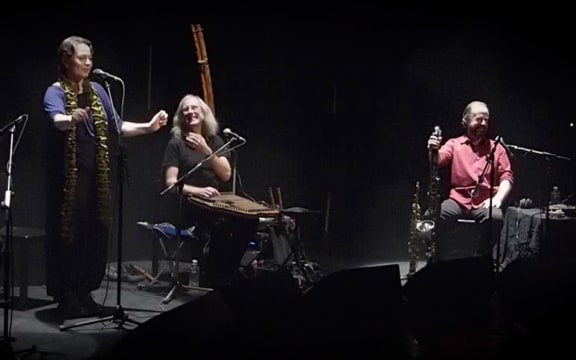 Sans (live)