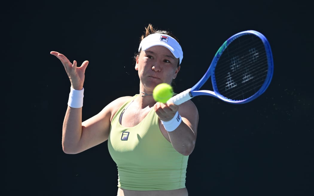 Lulu Sun of New Zealand returns during her round 1 match against Danka Kovinic of Montenegro during the 2025 Australian Open at Melbourne Park in Melbourne, Tuesday, January 14, 2025. (AAP Image/Lukas Coch) NO ARCHIVING, EDITORIAL USE ONLY