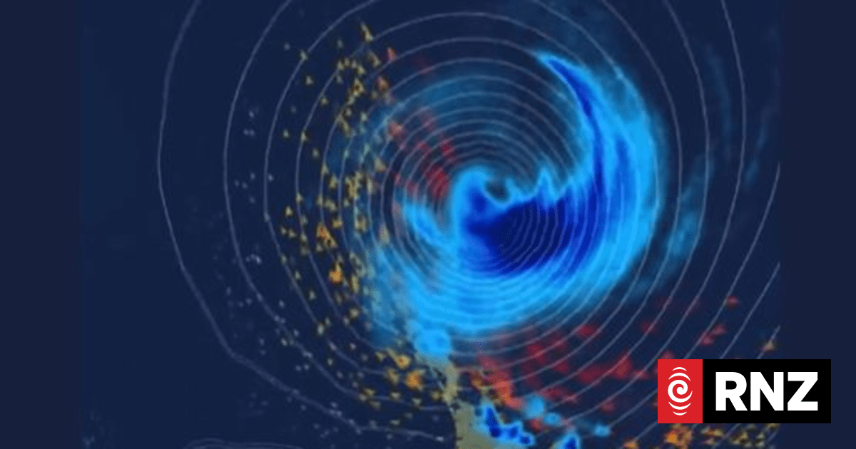 Live weather: Cyclone Vaianu brings damaging winds, heavy rain to North Island