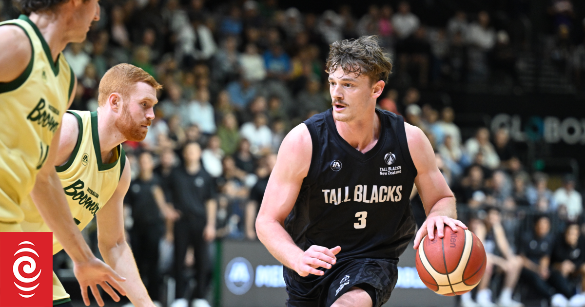 Tall Blacks, Boomers tip off world cup qualification