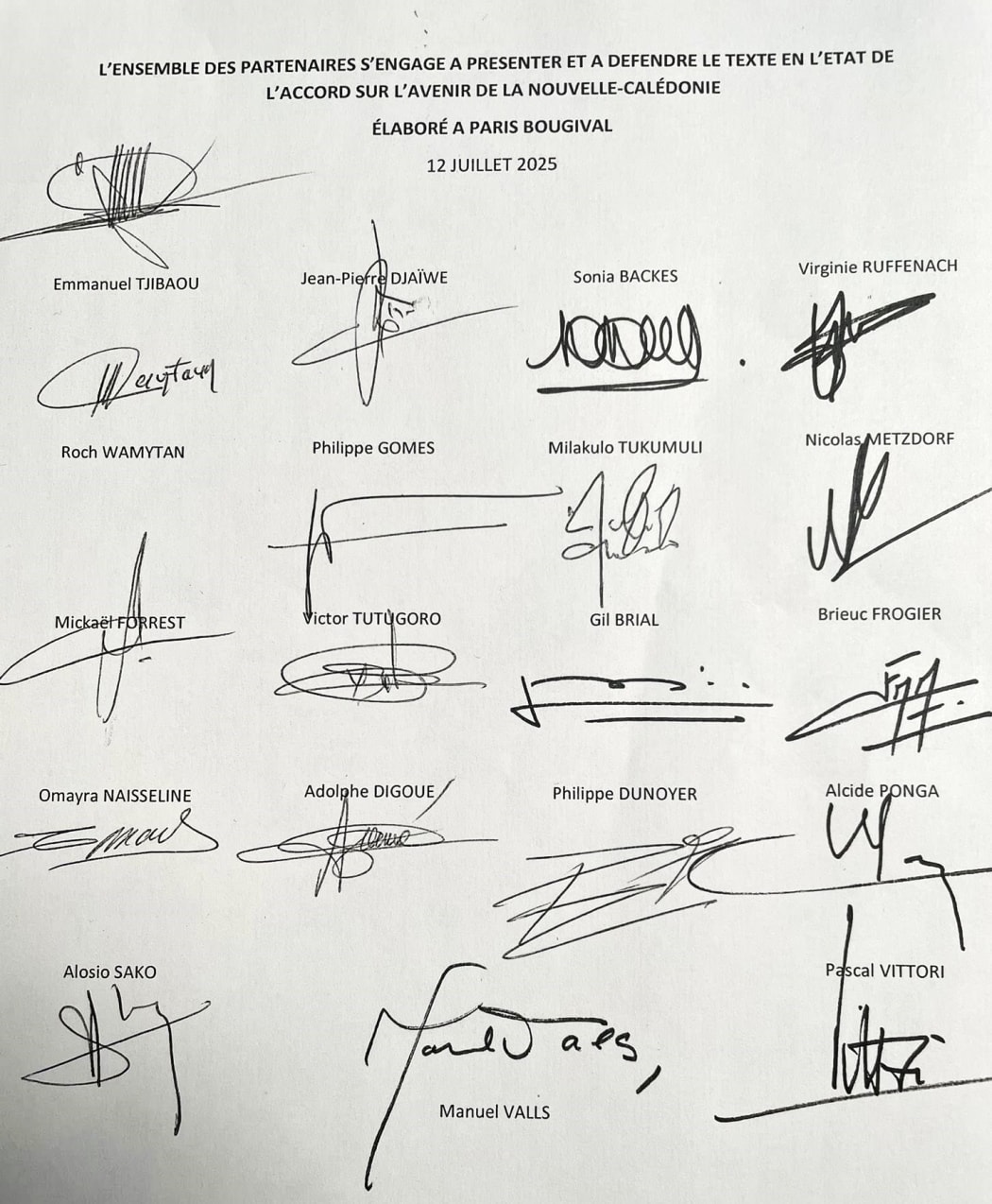 Signatures on the last page of New Caledonia's new agreement