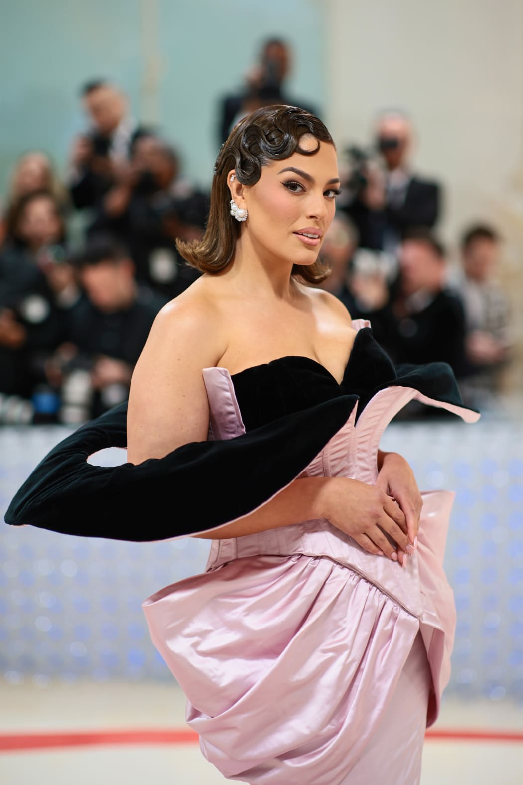 NEW YORK, NEW YORK - MAY 01: Ashley Graham attends The 2023 Met Gala Celebrating "Karl Lagerfeld: A Line Of Beauty" at The Metropolitan Museum of Art on May 01, 2023 in New York City. (Photo by Dimitrios Kambouris/Getty Images for The Met Museum/Vogue)