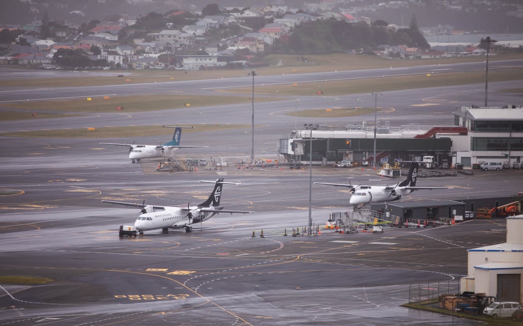 Planes grounded at Wellington Airport due to storm
