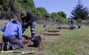 Scientists dig up plastic skeletons.