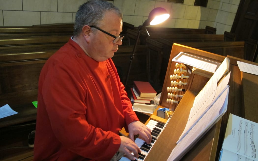 Organist Philip Smith