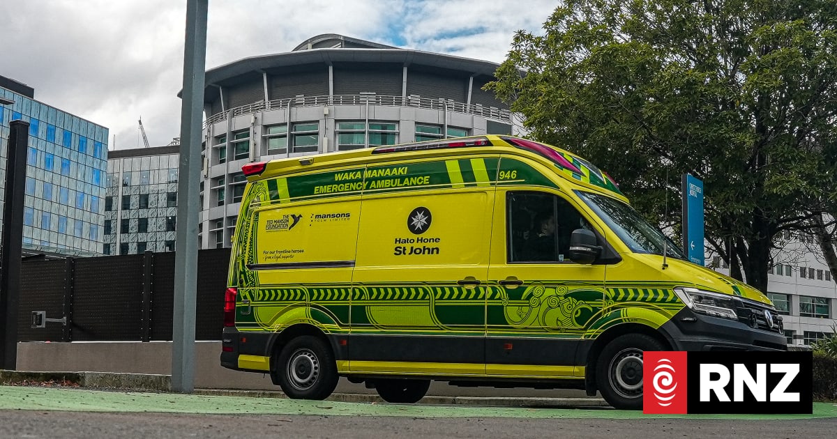 Former ambulance paramedics called back out to help with 'exceptional' demand