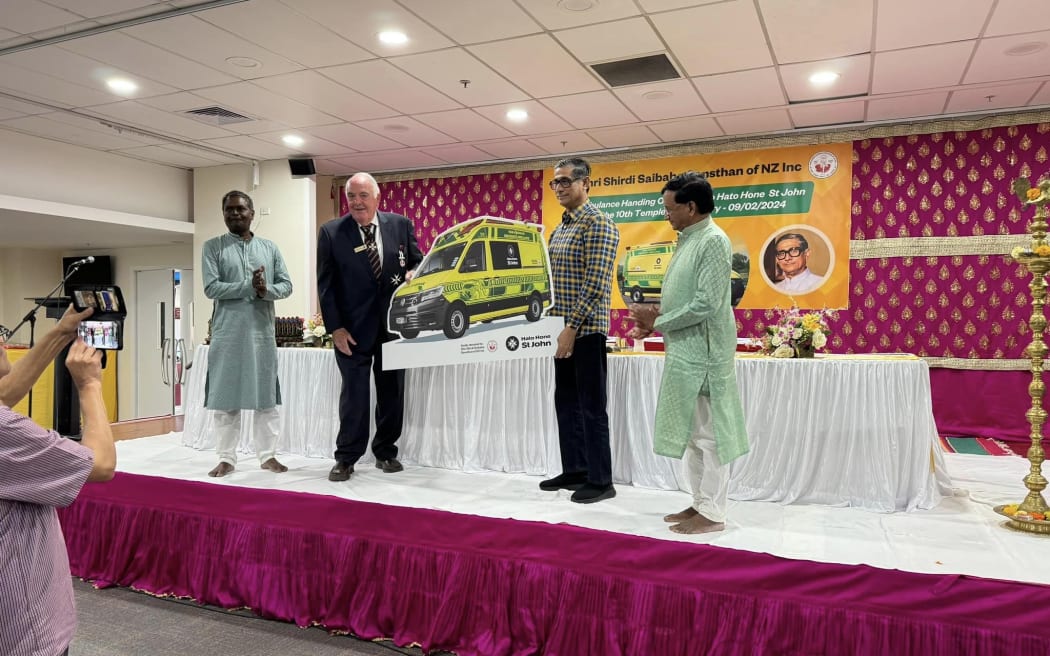 Shirdi Saibaba Sansthan donates an ambulance to St John Auckland.