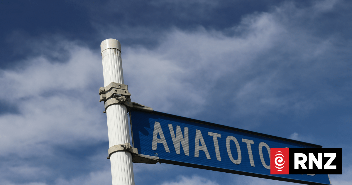 Napier's Awatoto locals suffering stench of several factories | RNZ
