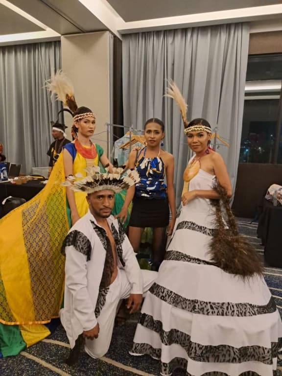 Kari Designers at PNG Fashionweek by Dr Jim Kari