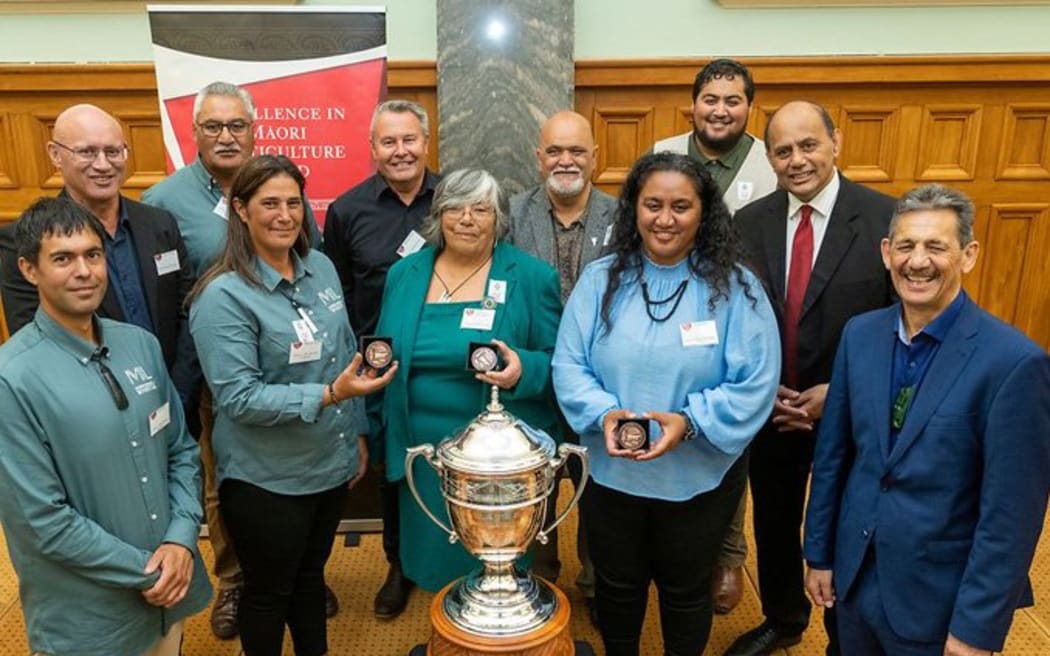 Ahuwheuna Trophy finalists with Minister for Māori Development Willie Jackson.