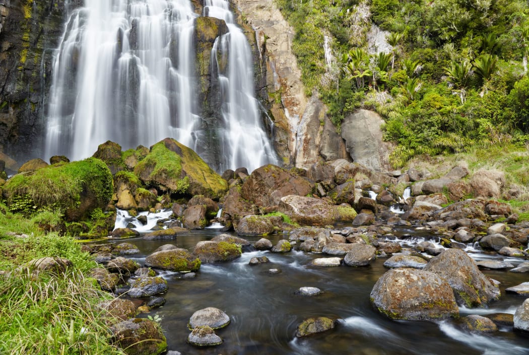 Marokopa Falls