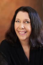 Dr Liz Tynan