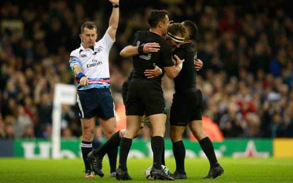 All Blacks celebrate a try against France RWC2015.