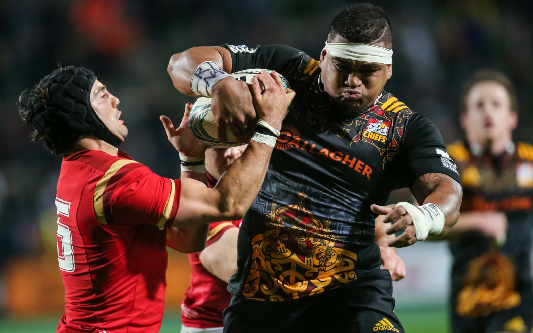 Siegfried Fisi'ihoi playing for the Chiefs against Wales in 2016.