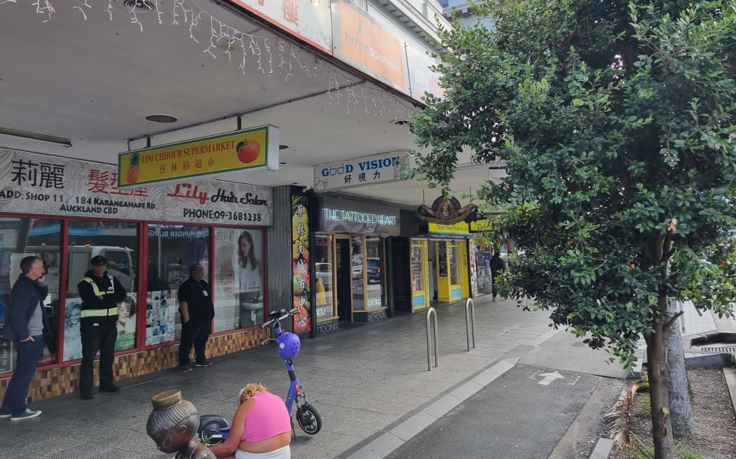 Business owners in Karangahape Road in Auckland say they don't go a day without being robbed or harassed.