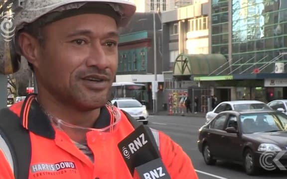 Aucklanders say Warehouse workers 'should be paid'