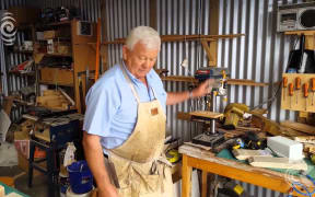 Former furniture store owner turns pet coffin maker: RNZ Checkpoint