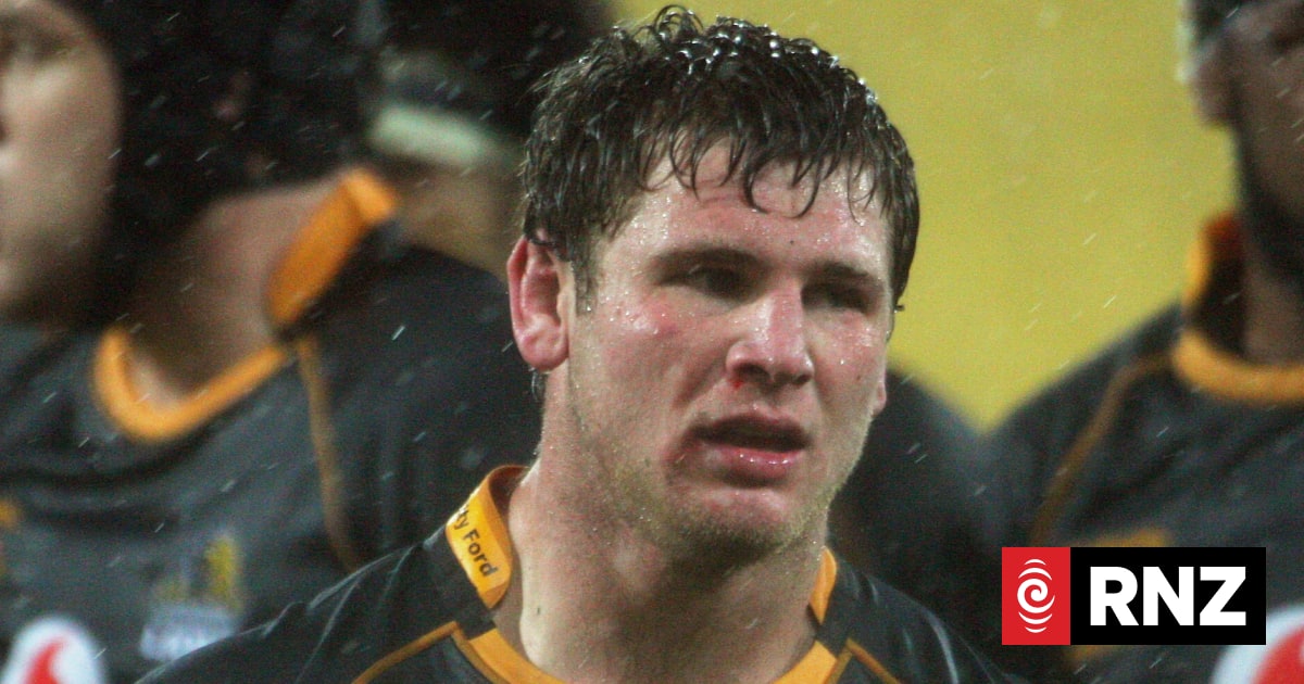 Hurricanes prop retires due to concussion | RNZ