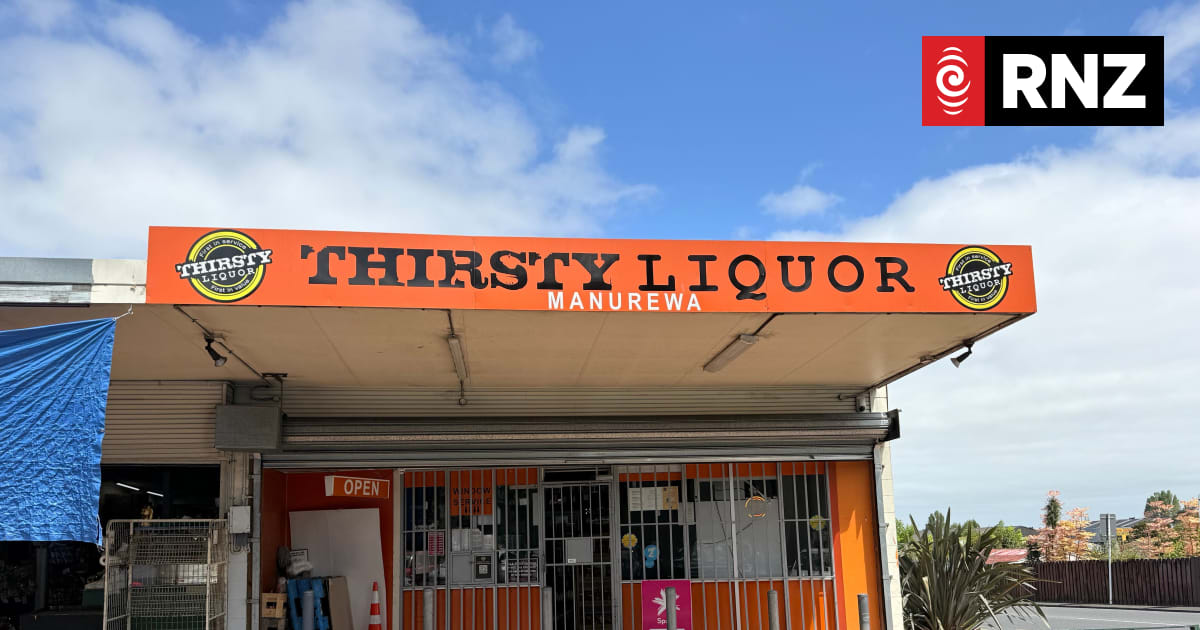 Police take strong stand against bottle shop linked to drug dealing