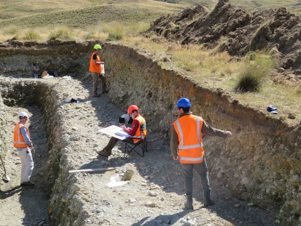 The team from University of Otago at work at the trenching site in West Otago.