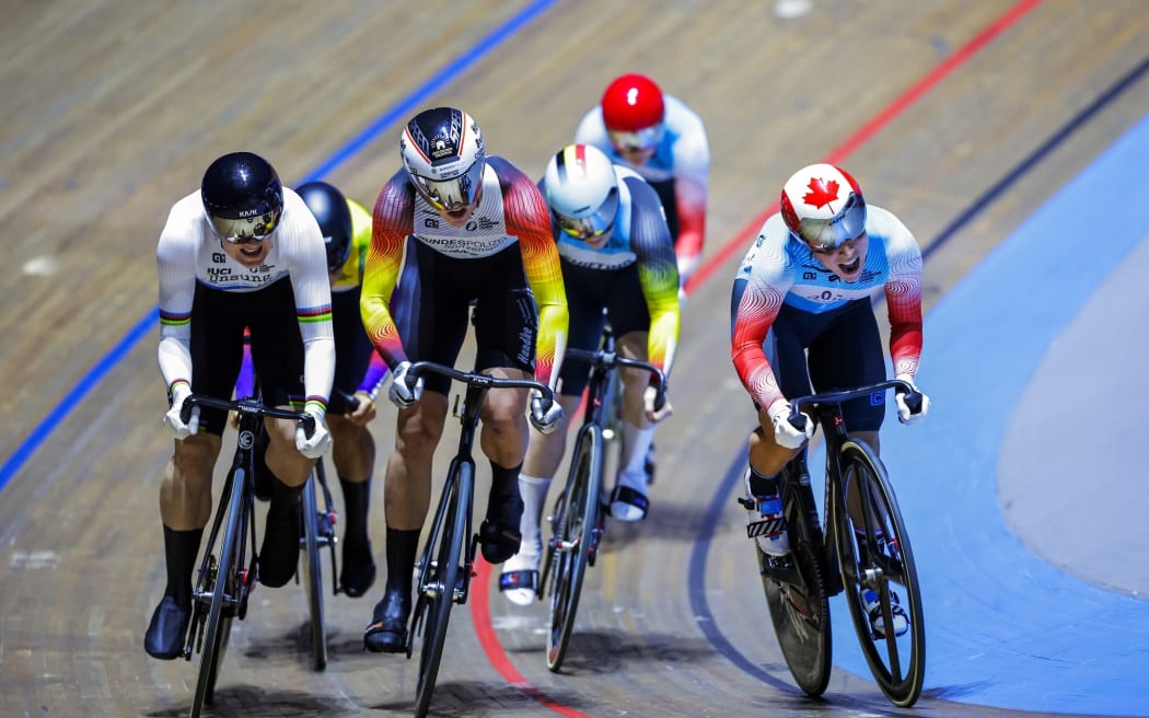Caption: New Zealand’s world champion Elle Andrews (left) in the keirin final at the opening round of the UCI Champions League in Mallorca. (Credit: UCI/SWPix)