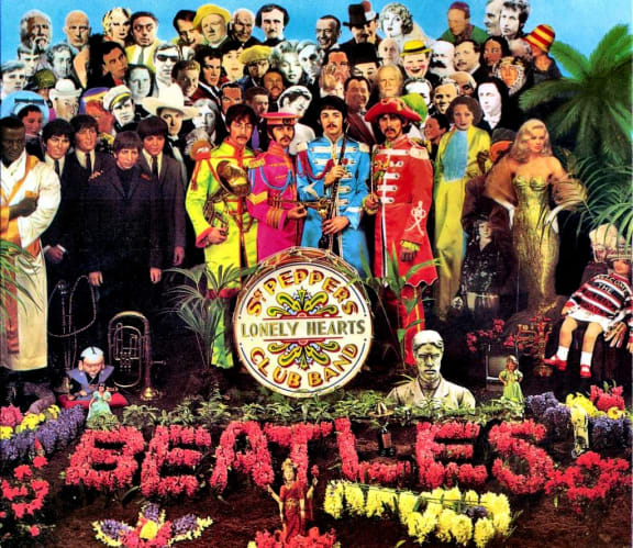 Sgt Pepper's Lonely Hearts Club Band cover
