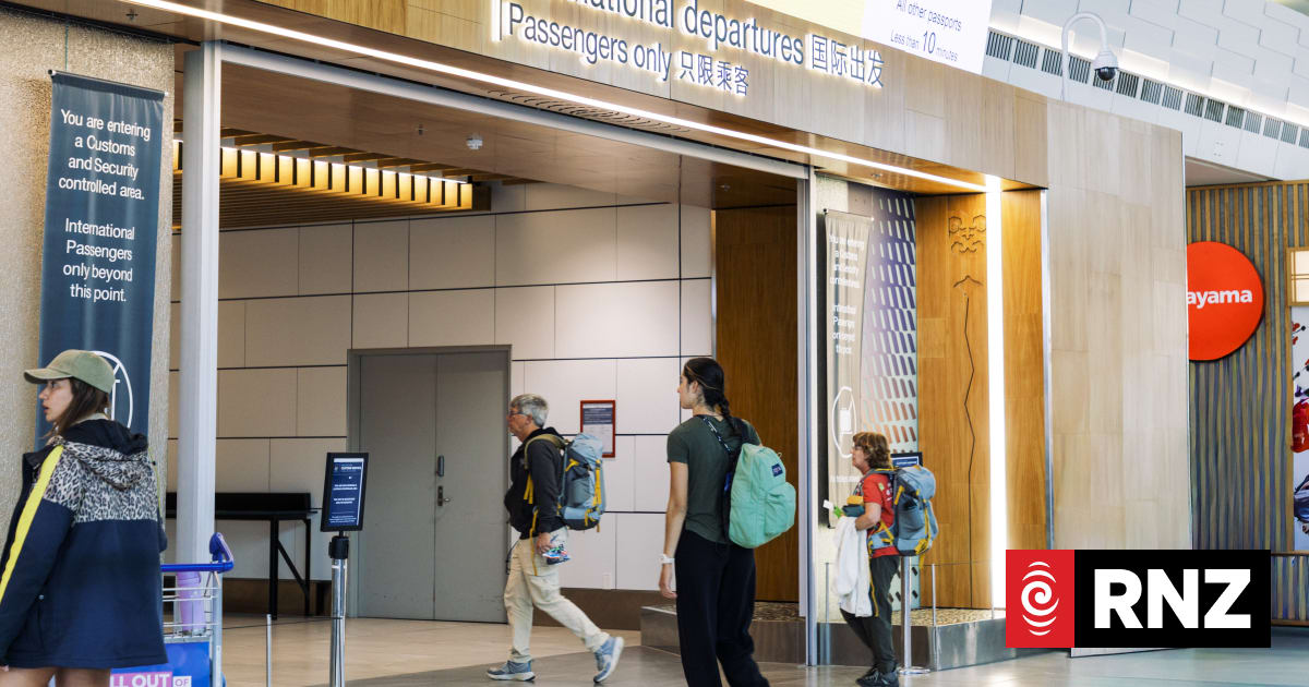 New Zealand downgrades travel advisories for several Middle East countries due to MOU