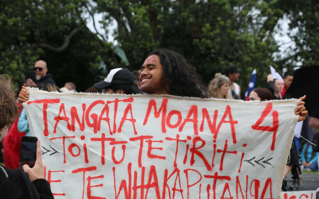 Rangatahi arrived in numbers at Ihumātao for Hīkoi mō Te Tiriti.