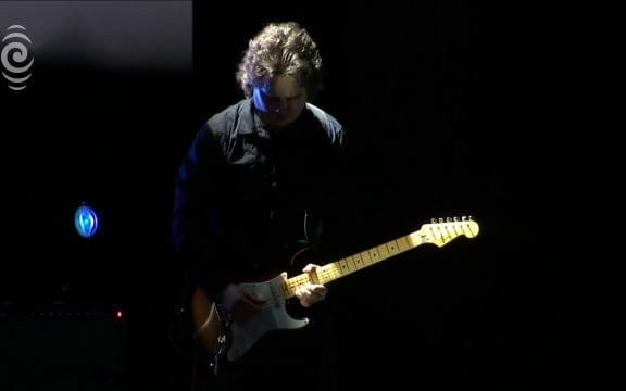 Kahu perform Torino by Salina Fisher